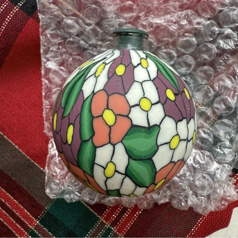 Christmas Around The World - Tiffany Light Covers New In Box